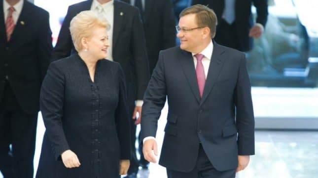 D. Grybauskaitė ir V. Gedvilas. Nuotr. iš visuomeninio transliuotojo tinklalapio „lrt.lt“