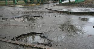 60% daugiau žalų dėl duobių