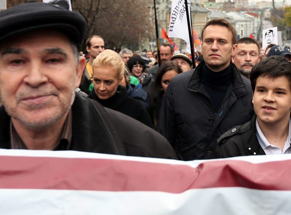 Tūkstančiai maskviečių reikalavo laisvės politiniams kaliniams. EPA-Eltos nuotr.