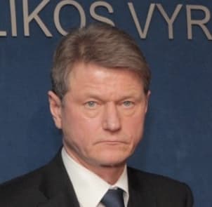 Justice party leader Roland Paksas