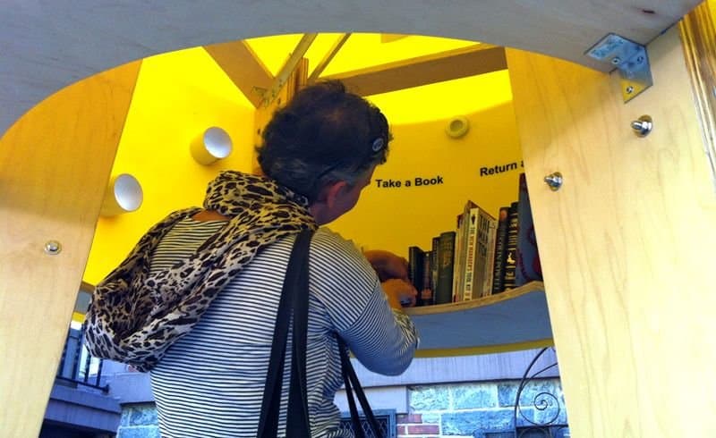 Laikinasis gatvės dizainas: mažoji nemokama Niujorko biblioteka