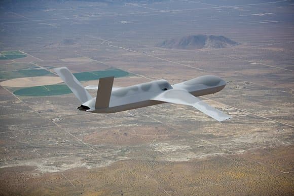 JAV žada nutraukti bepiločių lėktuvų skrydžius Pakistane