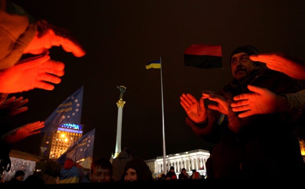 Kijeve protestuotojai užblokavo prezidento administracijos pastatą. EPA-Eltos nuotr.