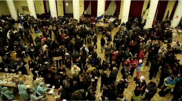 Tai nuostabu: koncertas Kijevo merijoje (video)